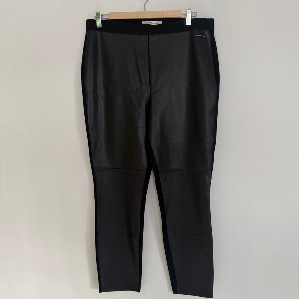 Calvin Klein Jeans Women Black Faux Leather Front Pull On Pants Size XL